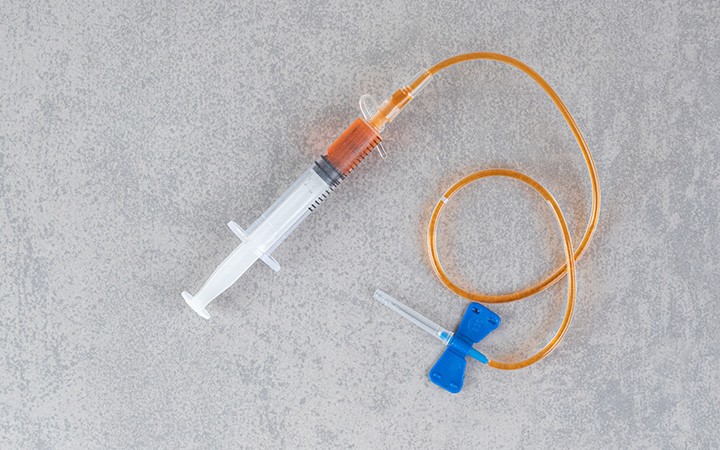 上海金塔醫(yī)用器材有限公司の「使い捨て針刺し防止靜脈輸液穿刺針」は、PCT（特許協(xié)力條約）を通じて海外特許の戦略的配置を行っています。